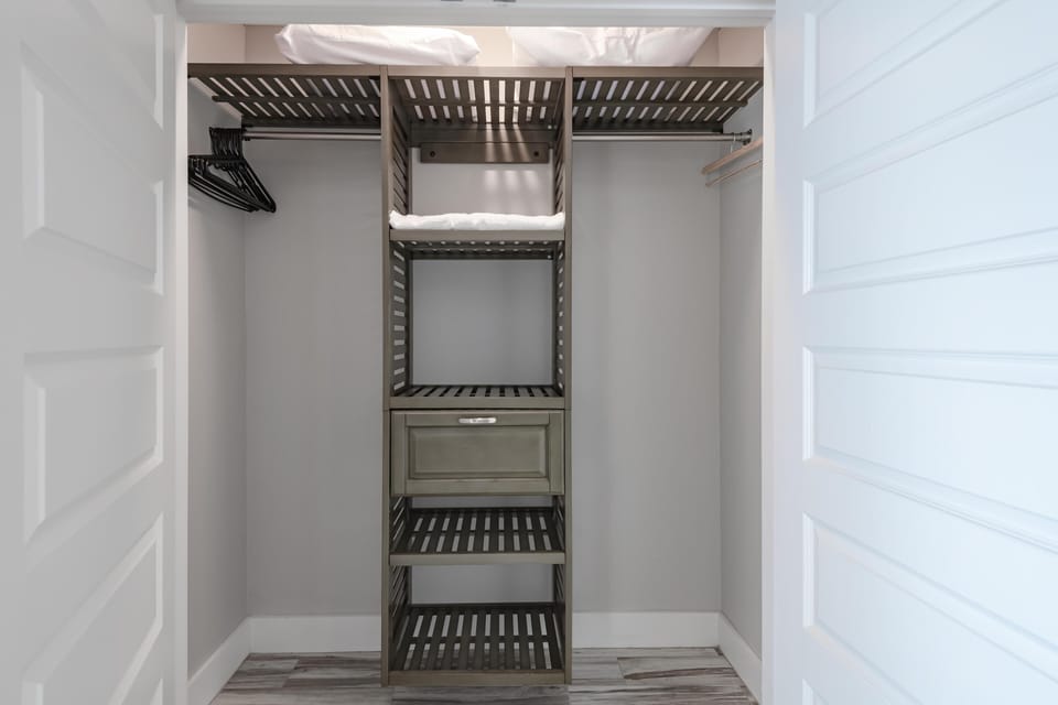 Built in closet shelving!