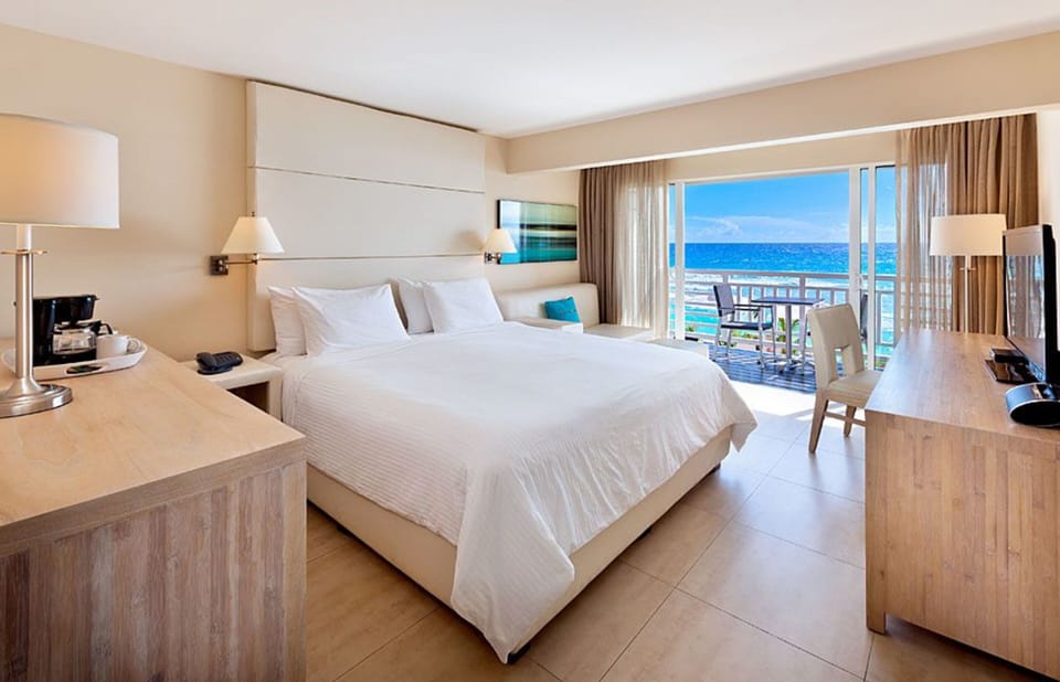 Premium bedding, pillowtop beds, in-room safe, desk