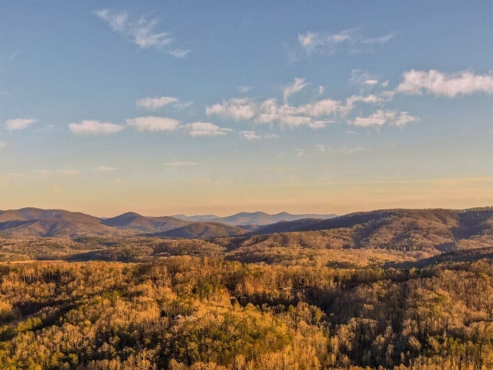 Aska Adventure Area- 5 Mins From Downtown Blue Ridge