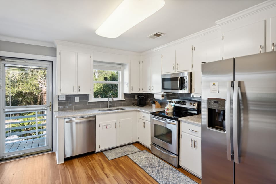 Fully Stocked Kitchen