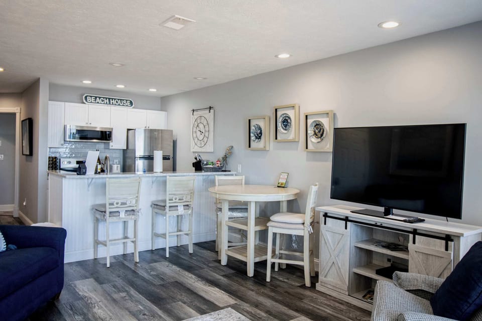 Bright layout