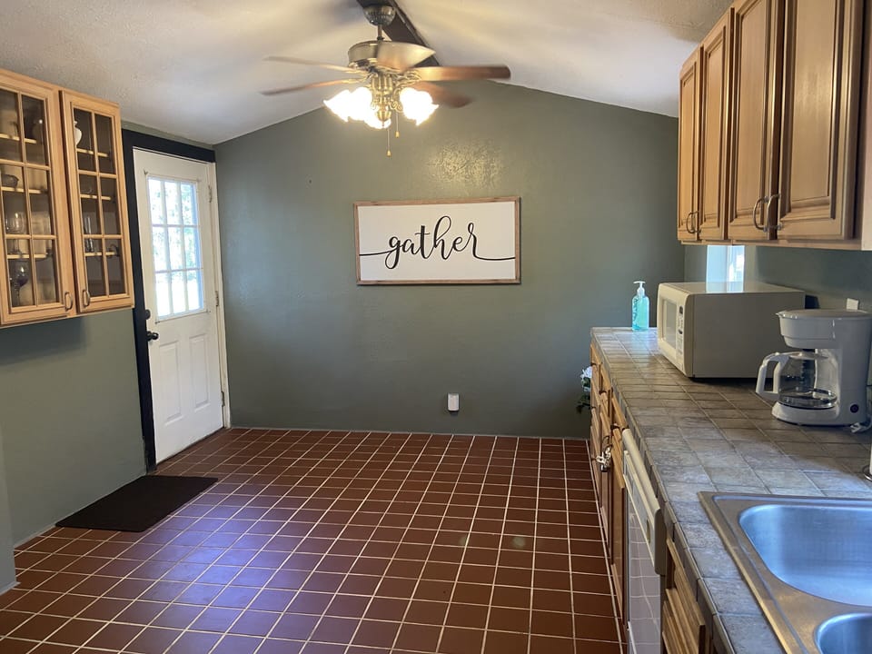 Large Kitchen