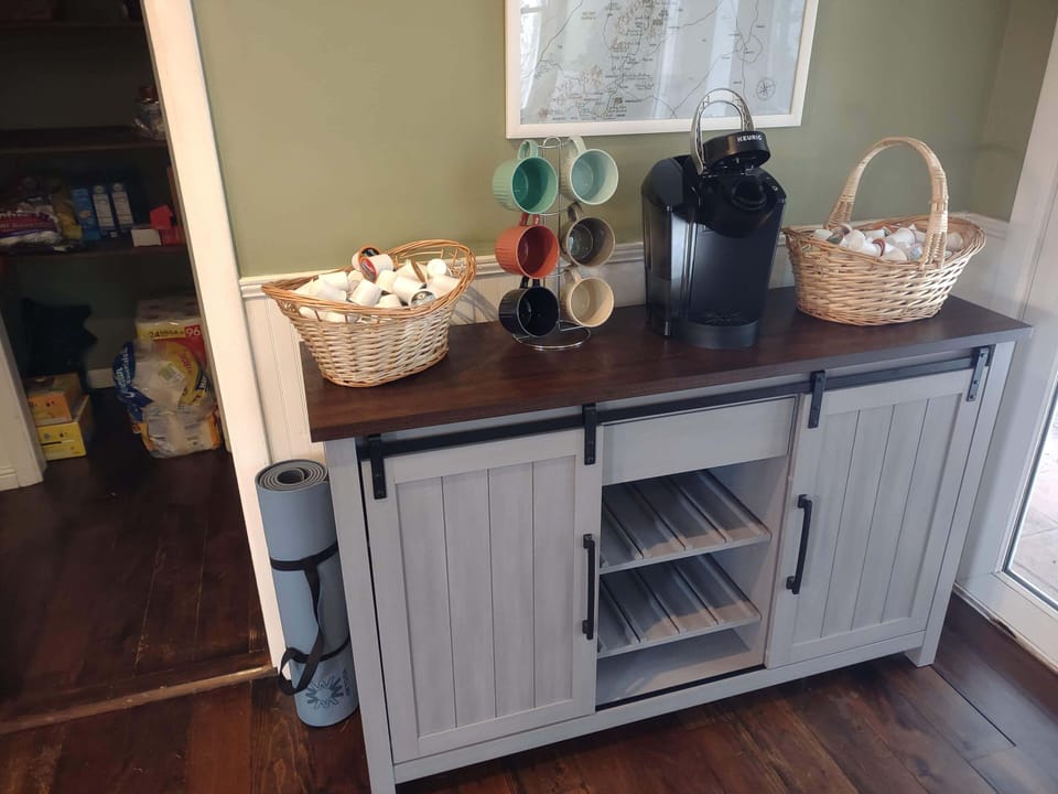 Coffee/tea area