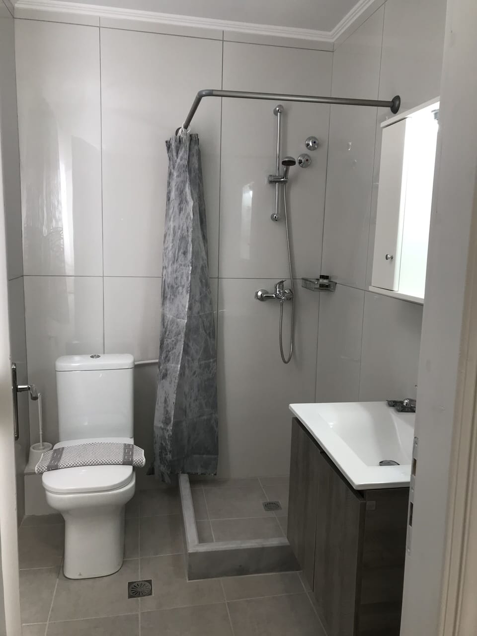 Banos apartments and swimming  pool Bed and Breakfast in Peloponnese, Western Greece and the Ionian