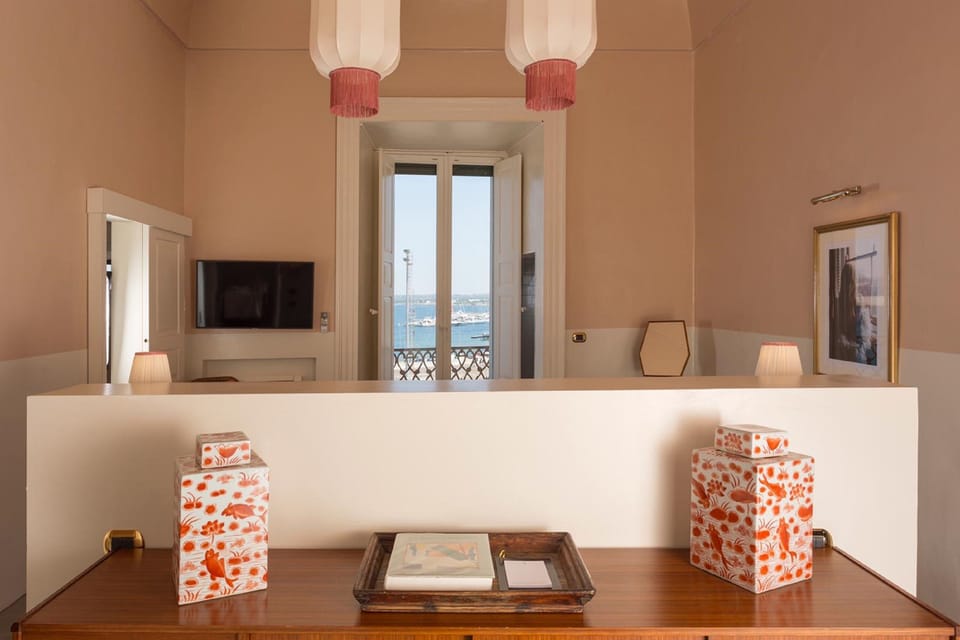 Deluxe Room, Sea View | 1 bedroom, premium bedding, down comforters, minibar