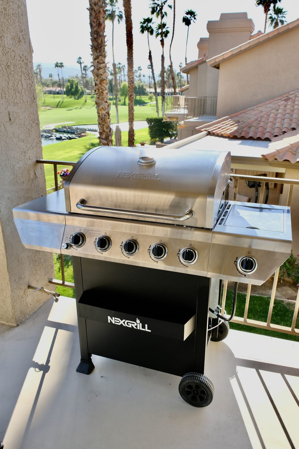 Outdoor grilling with a view!
