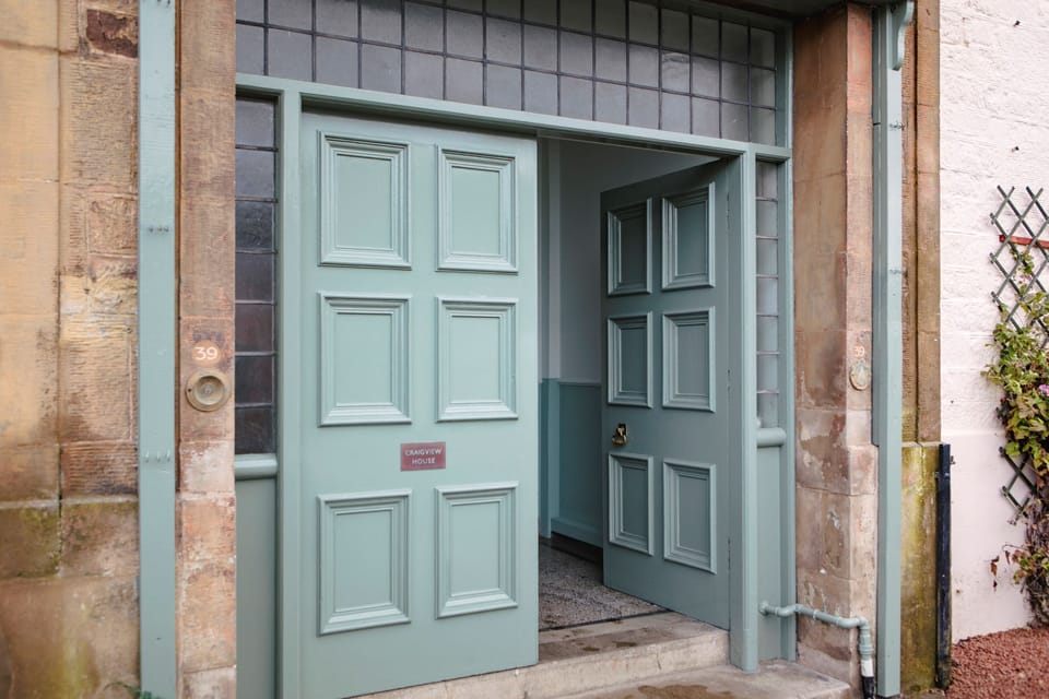 Enter our holiday apartments through the double doors next to Westgate Gallery