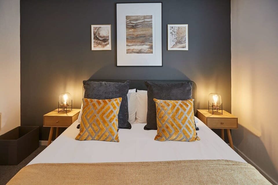 Shipwrights, Whitby - Host & Stay