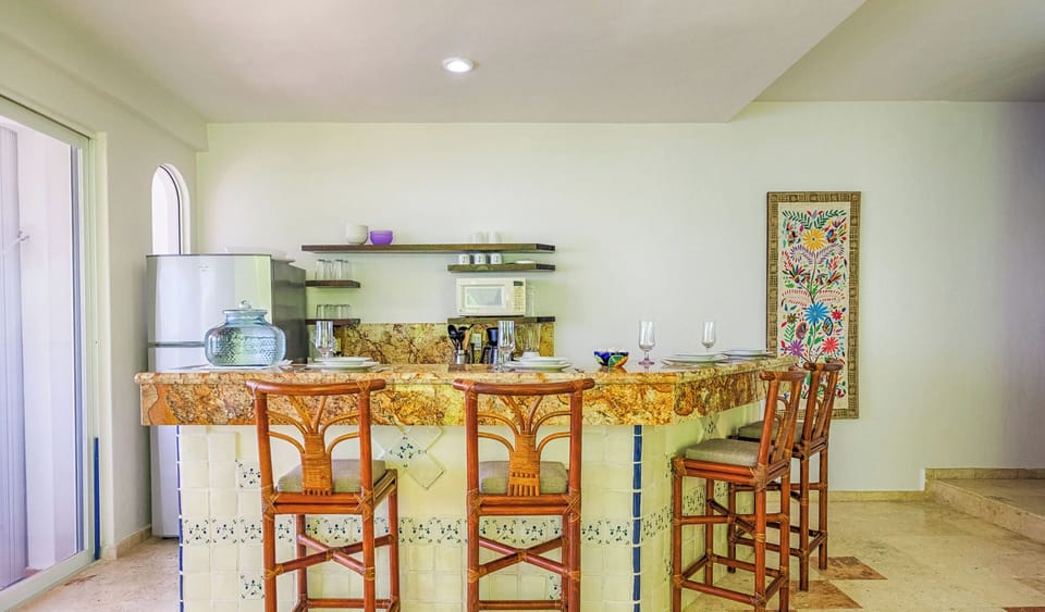 Breakfast Bar