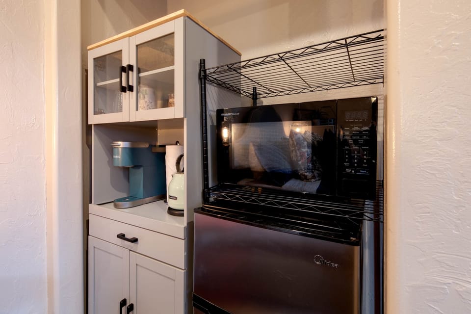 Cali Cochitta Overnight Rental (106)