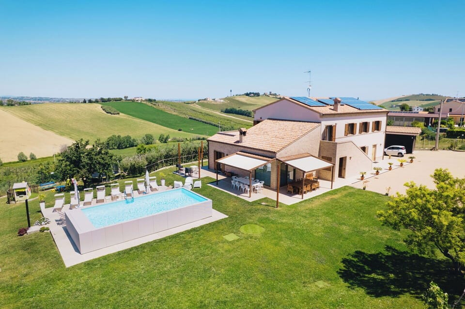 Garden, Pool
