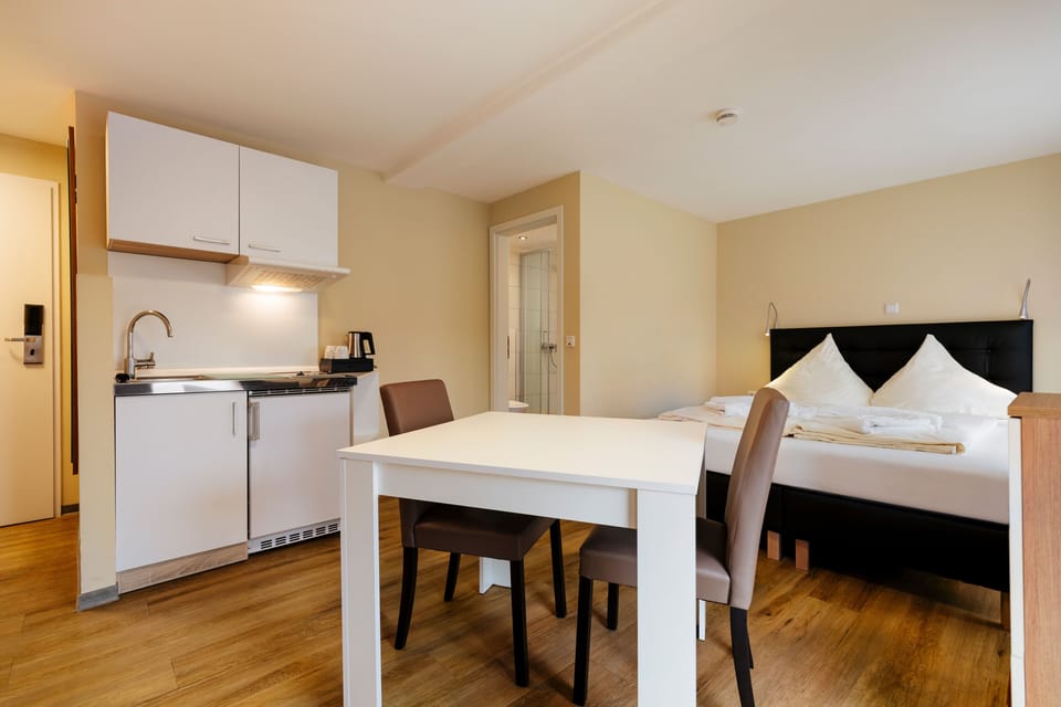 Minibar, in-room safe, laptop workspace, free WiFi