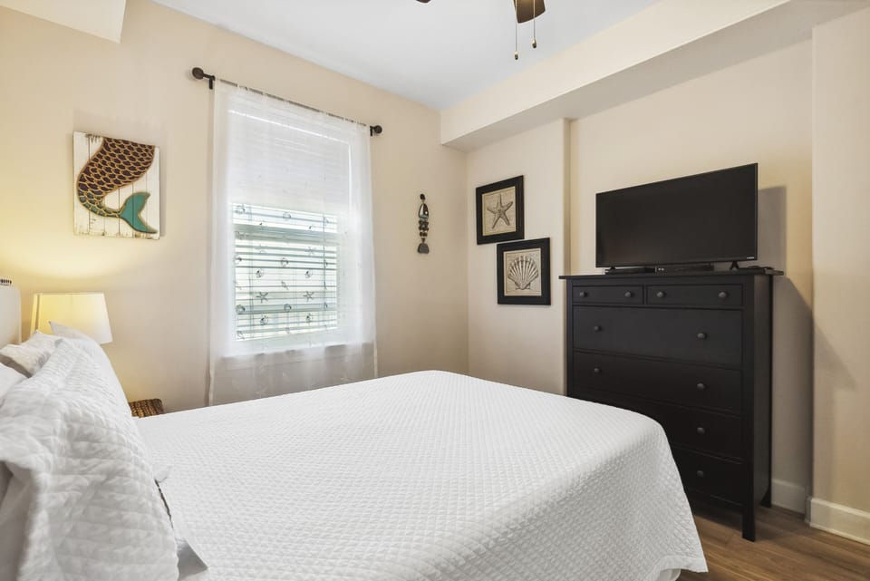 Guest Bedroom 1