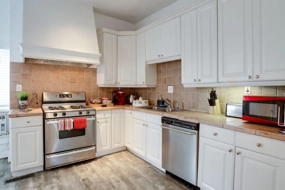 Full functioning kitchen with essentials