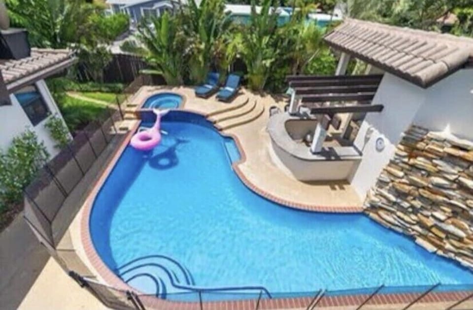Huge heated pool