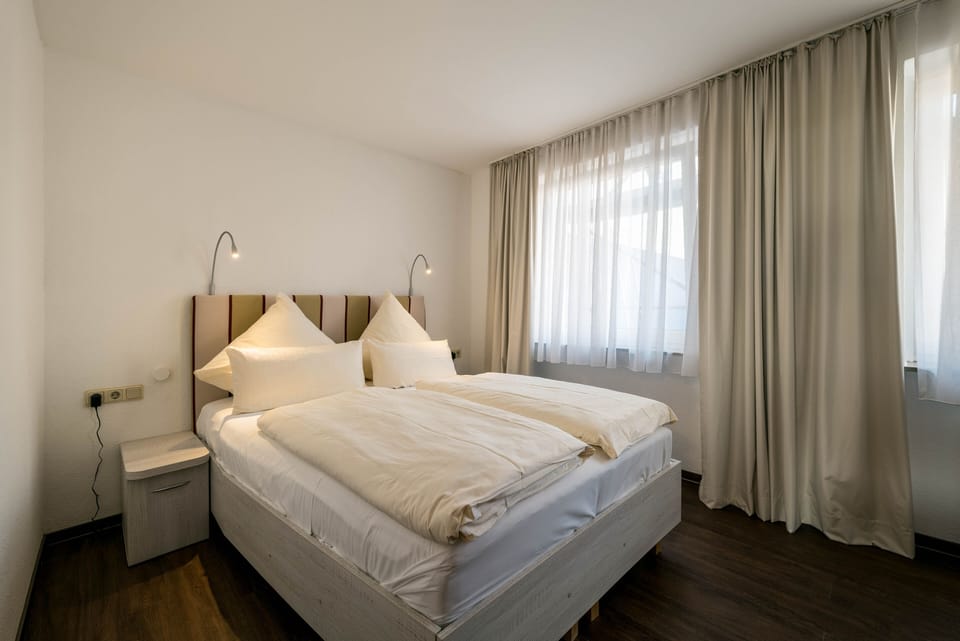 Apartment, 1 Bedroom, Sea View | Laptop workspace, free WiFi