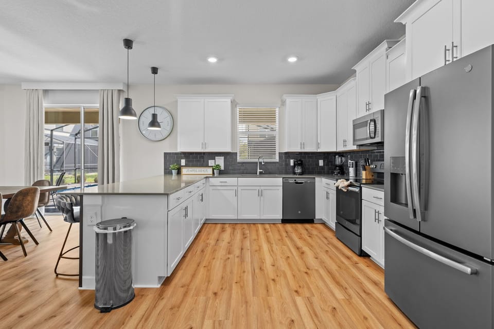 Fully-equipped kitchen