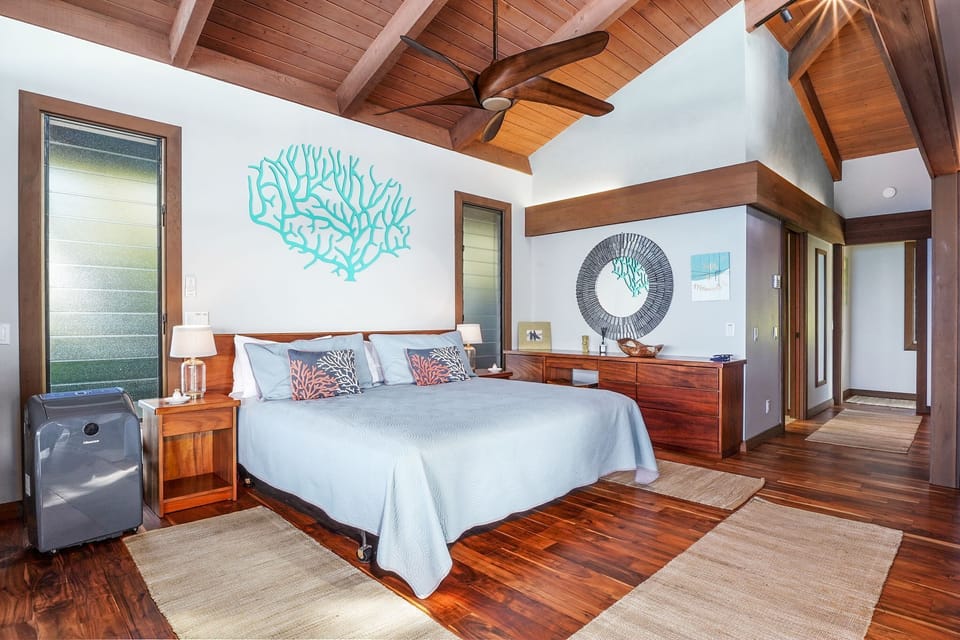 Primary bedroom with king bed and lots of space