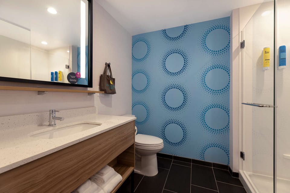 Bathroom shower