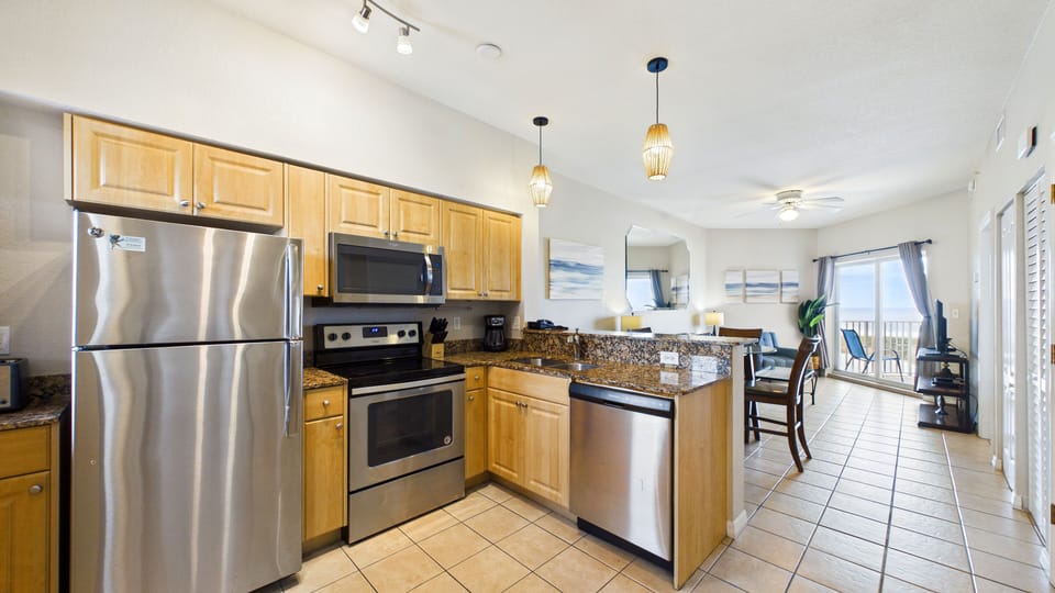 SurfBeach605Kitchen
