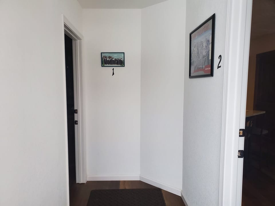 Front hallway to Unit 1 & 2