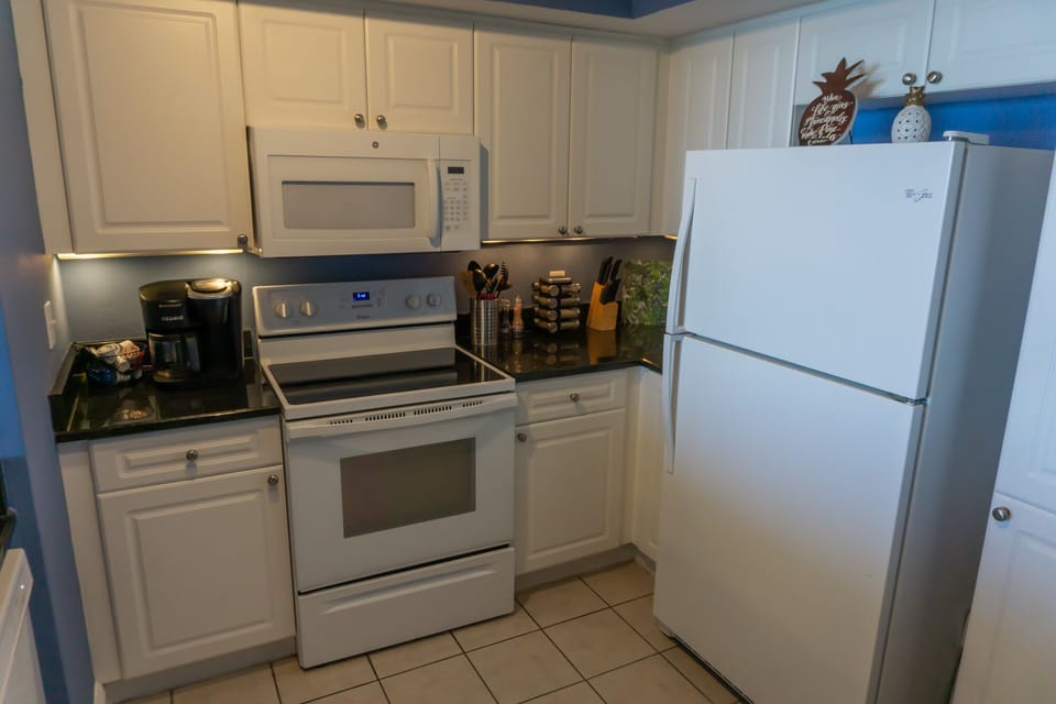 Kitchen with full size appliances