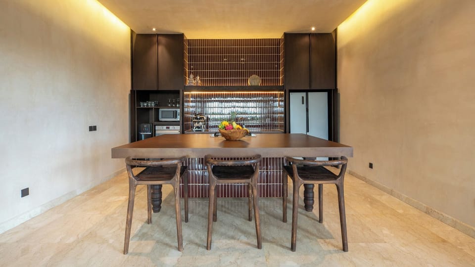 Villa, 6 Bedrooms | Private kitchen | Full-size fridge, microwave, oven, stovetop