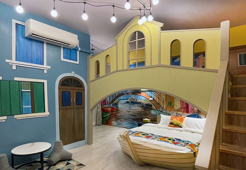 City Quadruple Room | Blackout drapes, WiFi (free), individually furnished, bed sheets