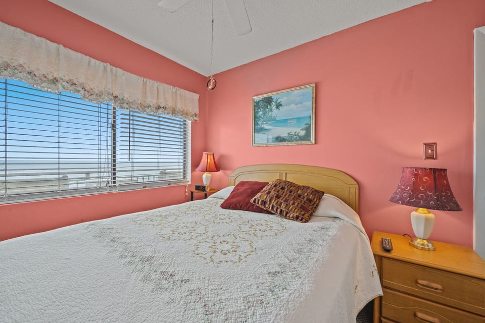 Wake up to this gorgeous oceanfront view every morning.