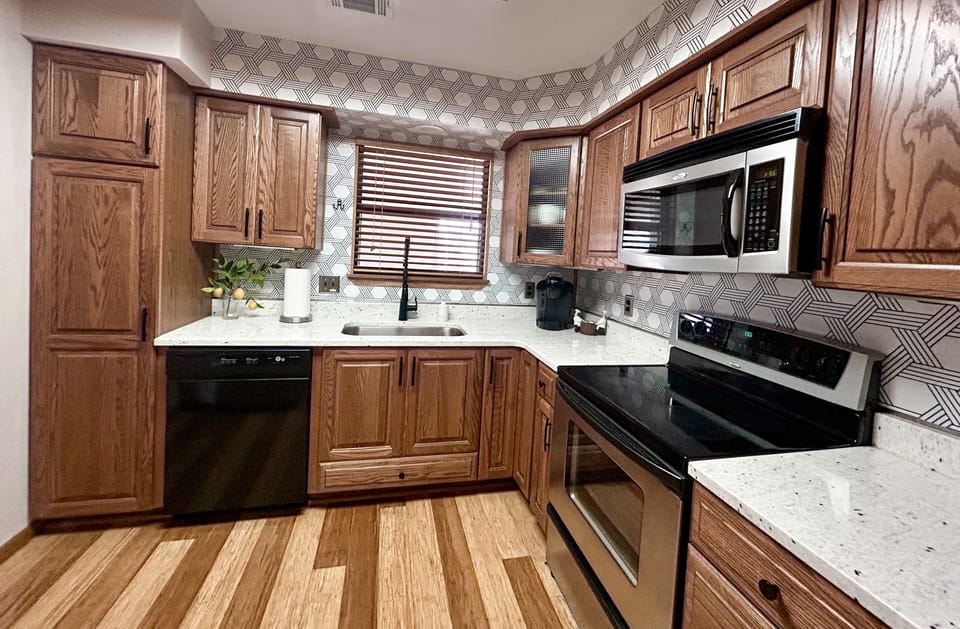 Full kitchen