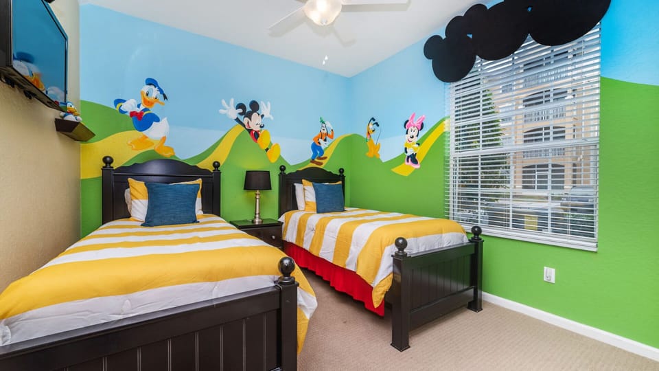 Bedroom 3 (Angle)