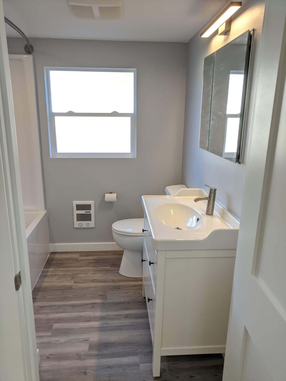 Modern bathroom