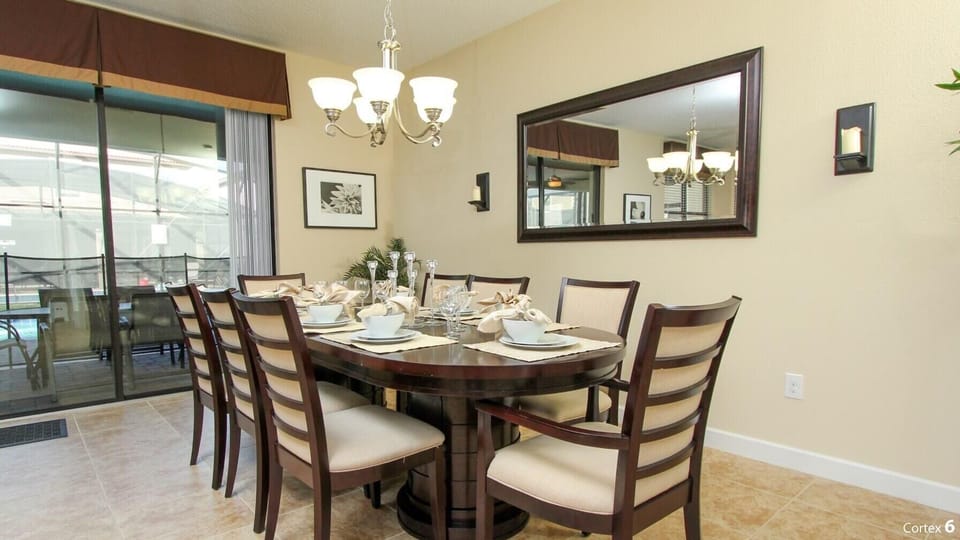 Family Room (angle)