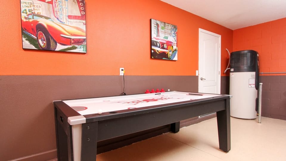 Game Room (Angle)