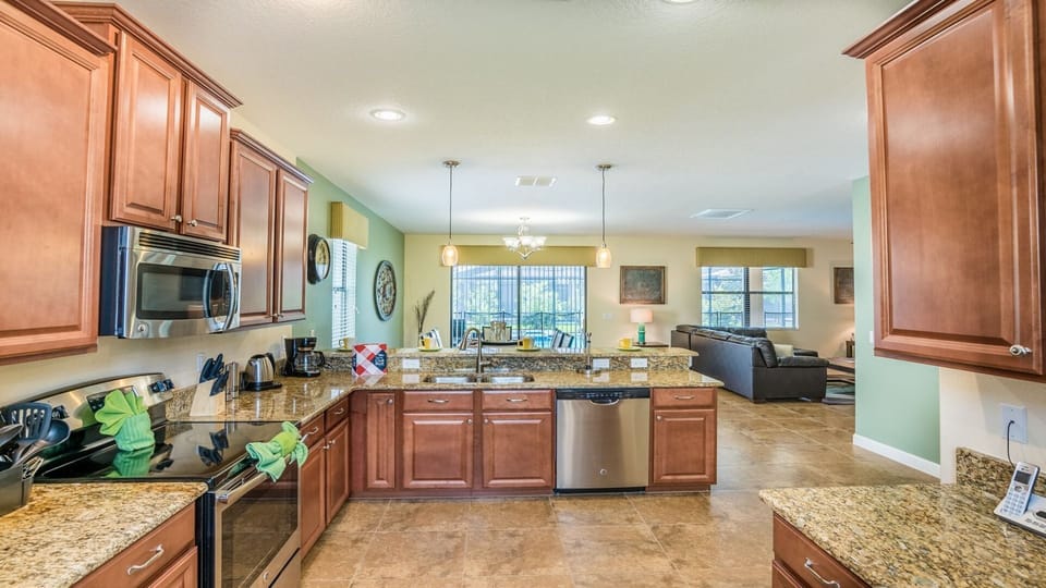 Kitchen (Angle)