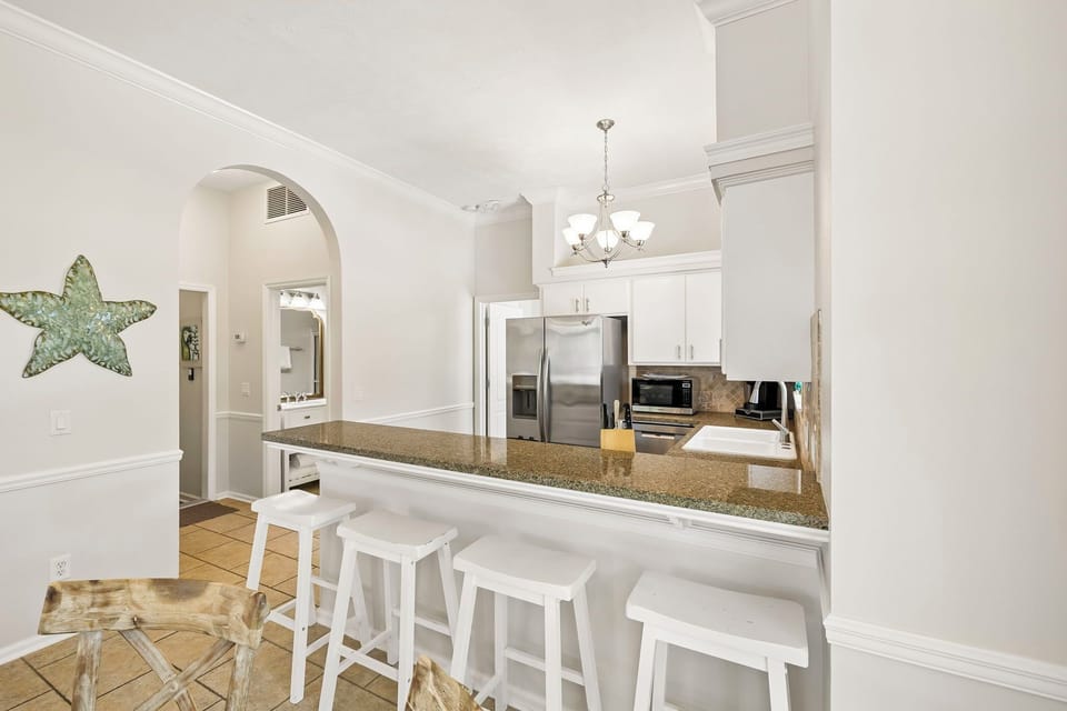 Bar Seating for 4