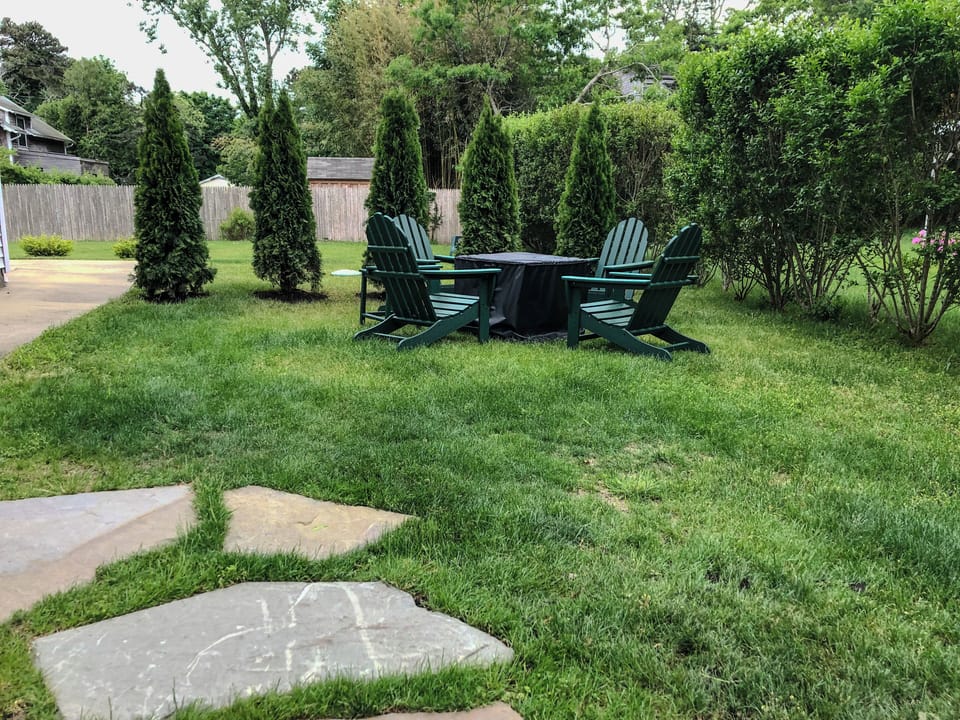 Tenant-only yard & Firepit