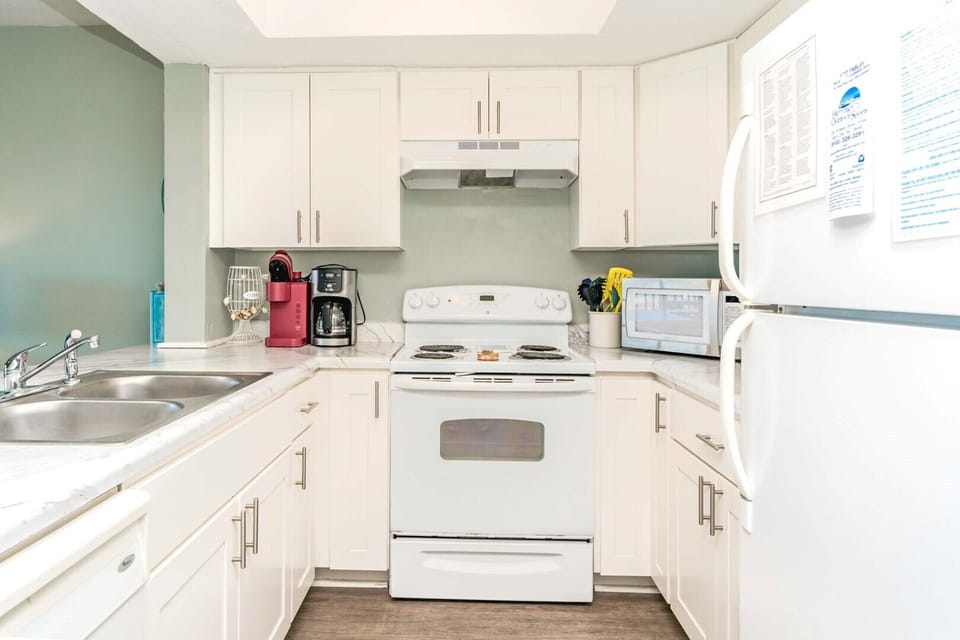 Kitchen II
