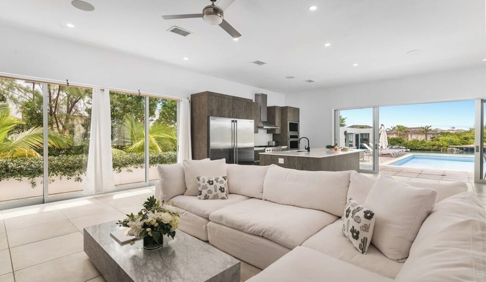 Sit back and relax and enjoy your favorite movies or book in the living room