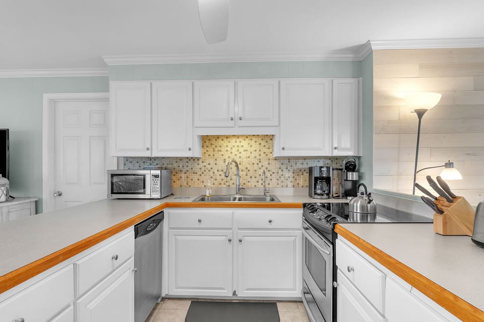 Kitchen - North