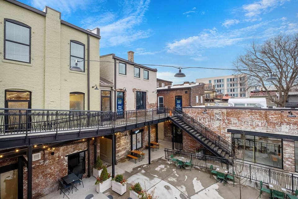The Nulu Marketplace courtyard is just outside your door. Come check out the shops restaurants and bars. Live Entertainment coming in the Spring and Summer.
