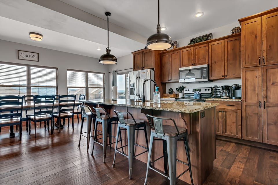 Cottage, Multiple Bedrooms | Private kitchen | Fridge, microwave, oven, dishwasher