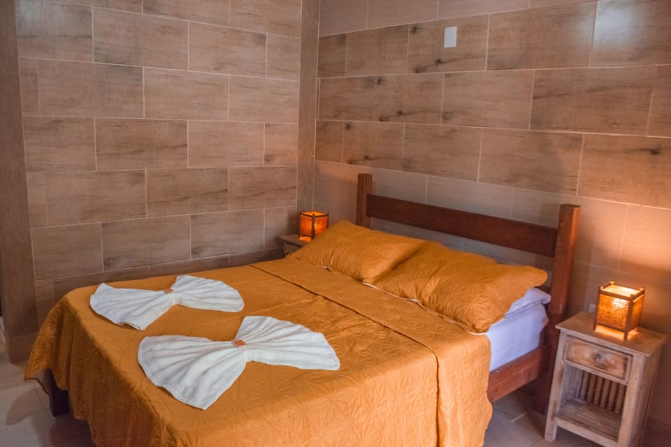 Double Room, 1 Double Bed, Courtyard View | Minibar, soundproofing, WiFi (free), individually decorated