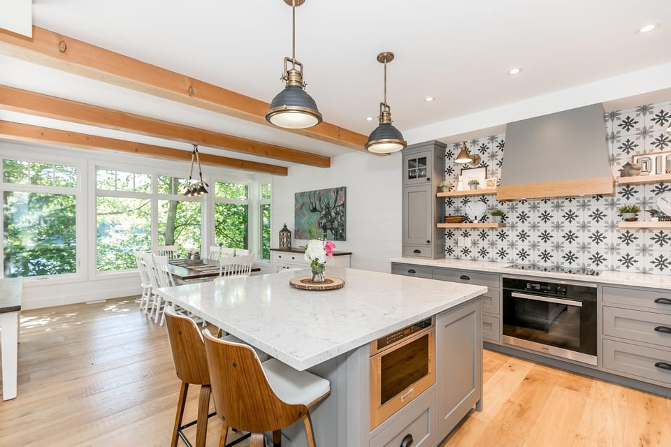 Kitchen &amp; Bar Seating