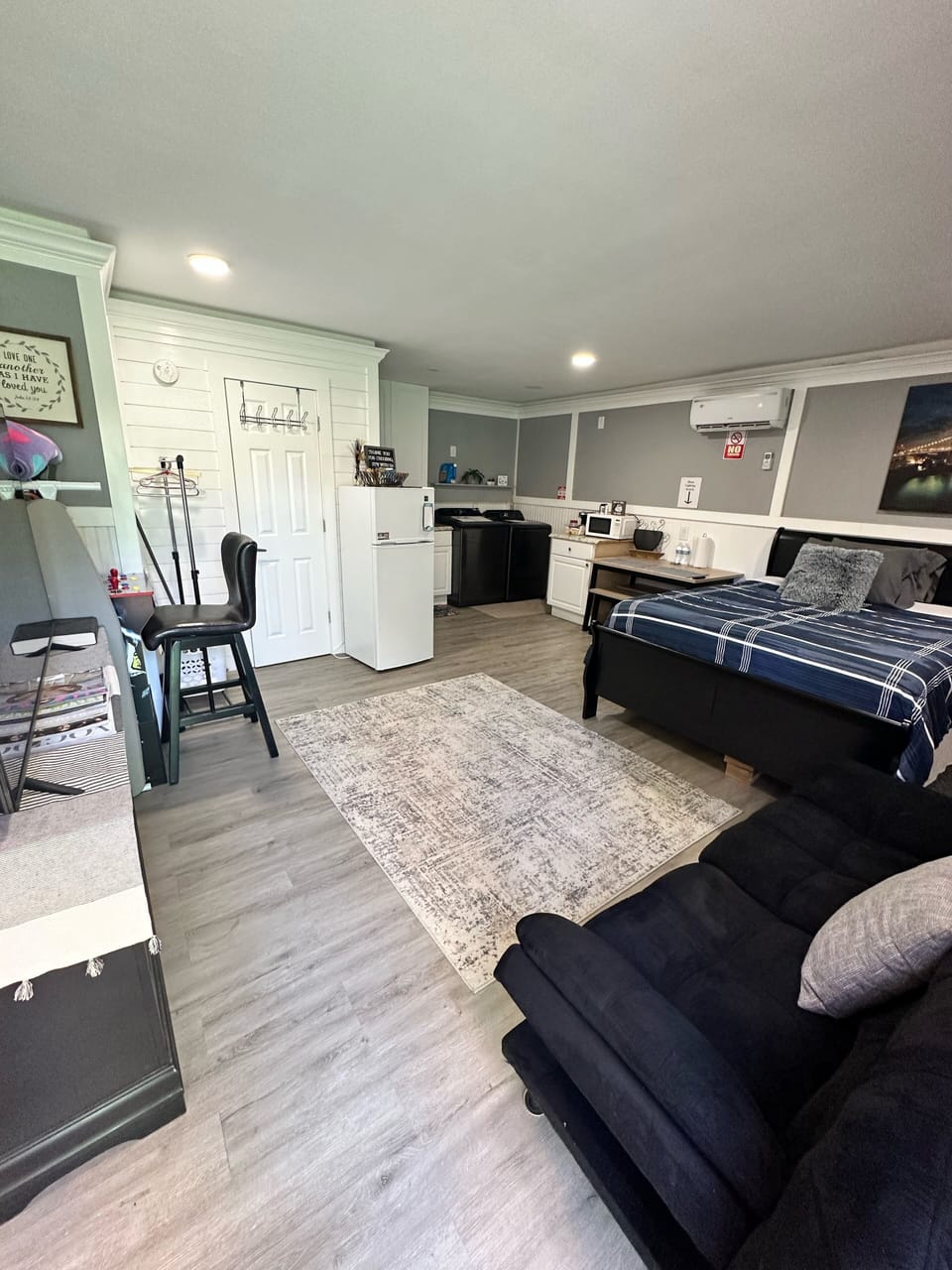 Fully equipped suite 