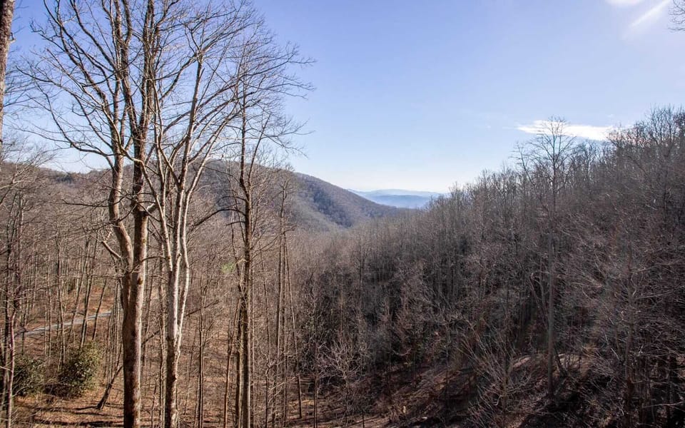 Stunning Long Range Views from the Deck