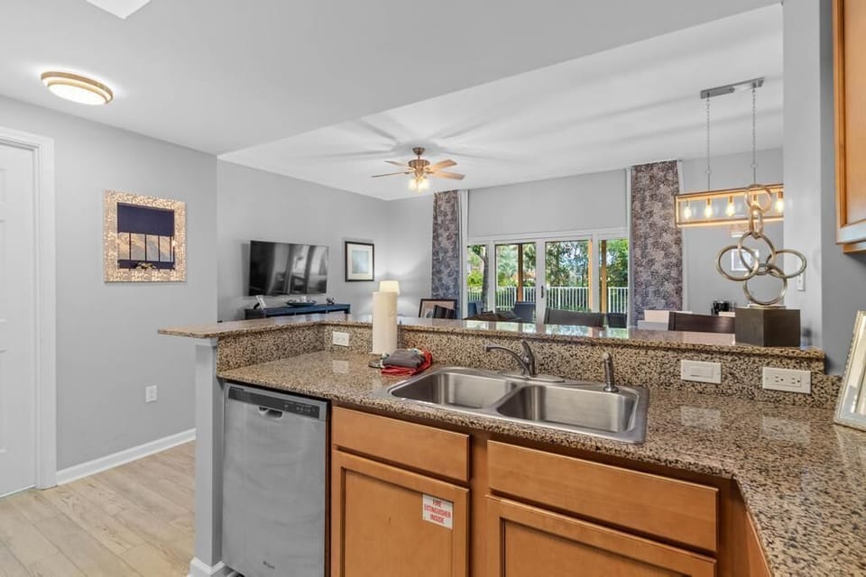 Plenty of room for the Chef of the family in this fully stocked Kitchen. 