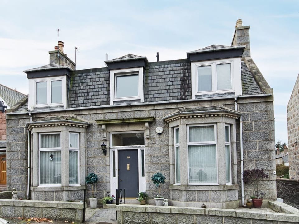 City Apartment, Private Bathroom, Garden View (Peaceful Ferryhill) | Exterior