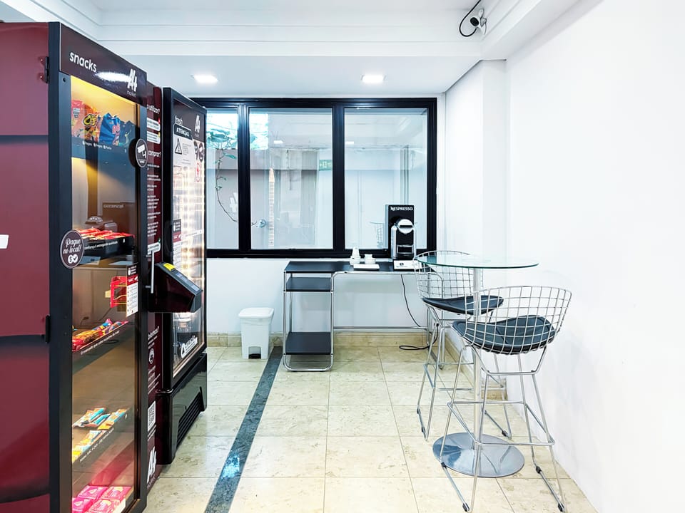 Vending machine