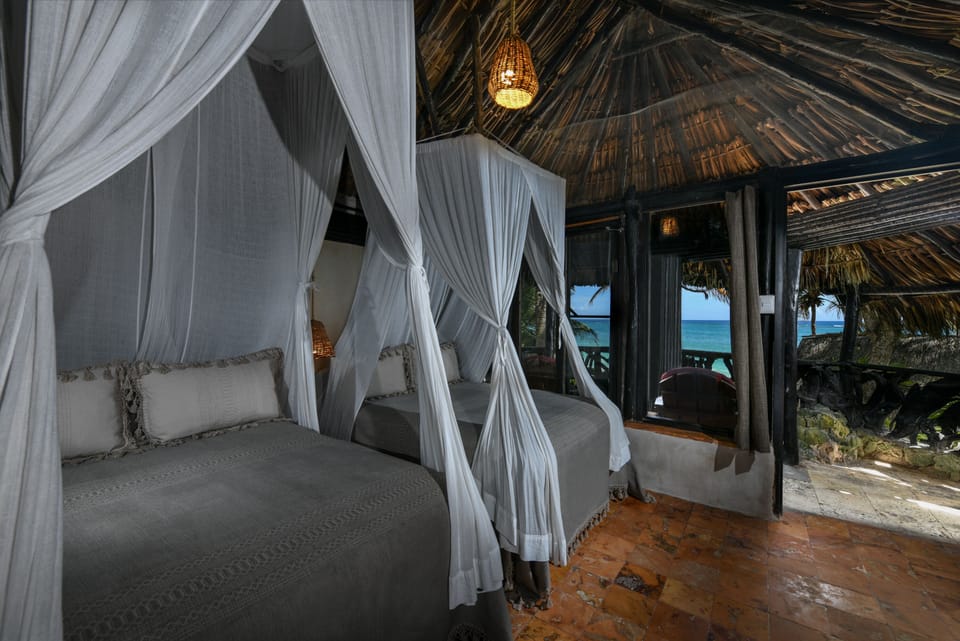 Premium bedding, pillowtop beds, in-room safe, individually decorated